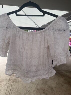 American Eagle Outfitters White Eyelet Off-Shoulder Crop Top